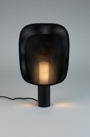 Lampe mai noire